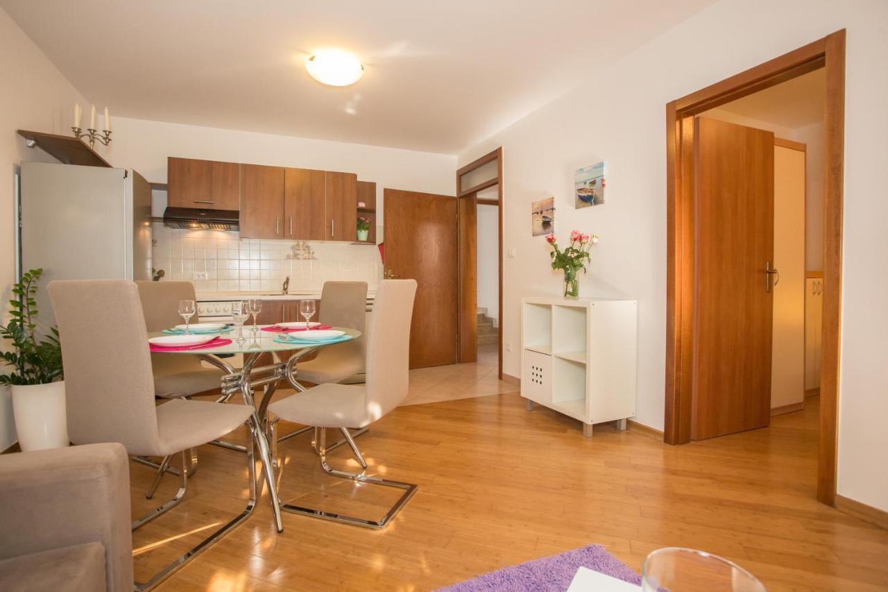 Apartment Bela Poreč Exterior foto